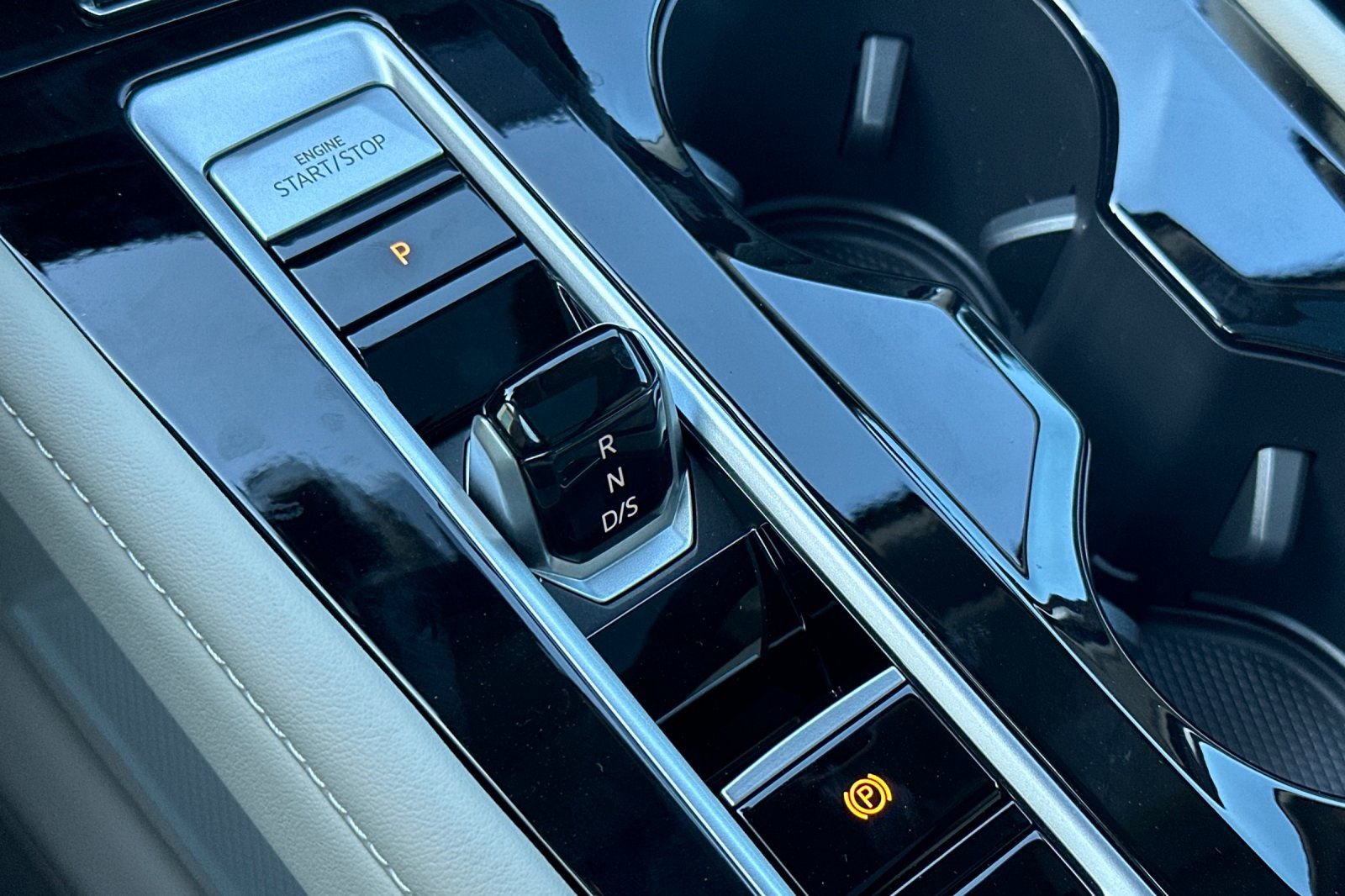 New 2026 Volkswagen Atlas SEL Premium R-Line image 21