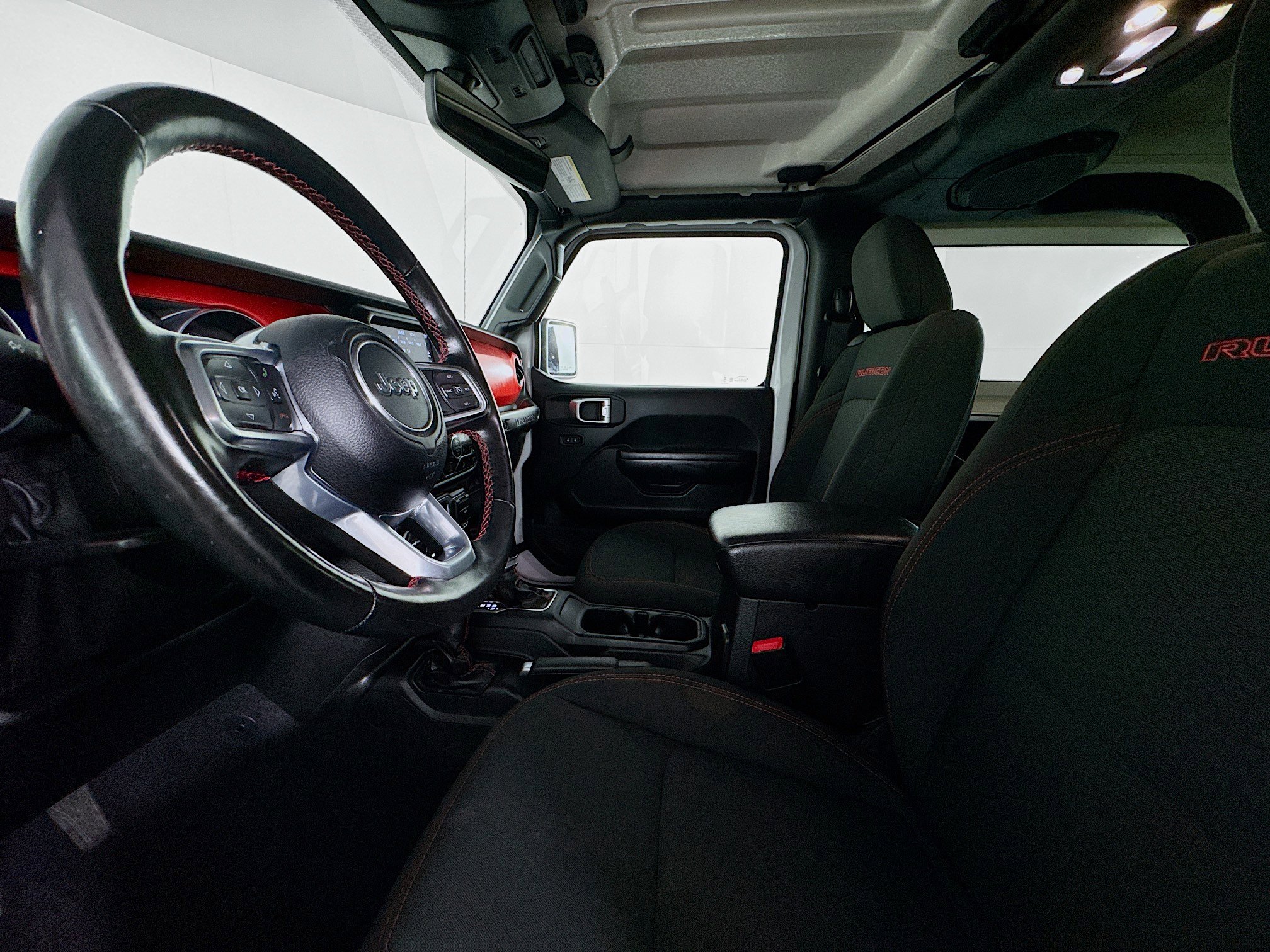 Used 2020 Jeep Wrangler Rubicon w/ Uconnect 4C Nav & Sound Group image 21