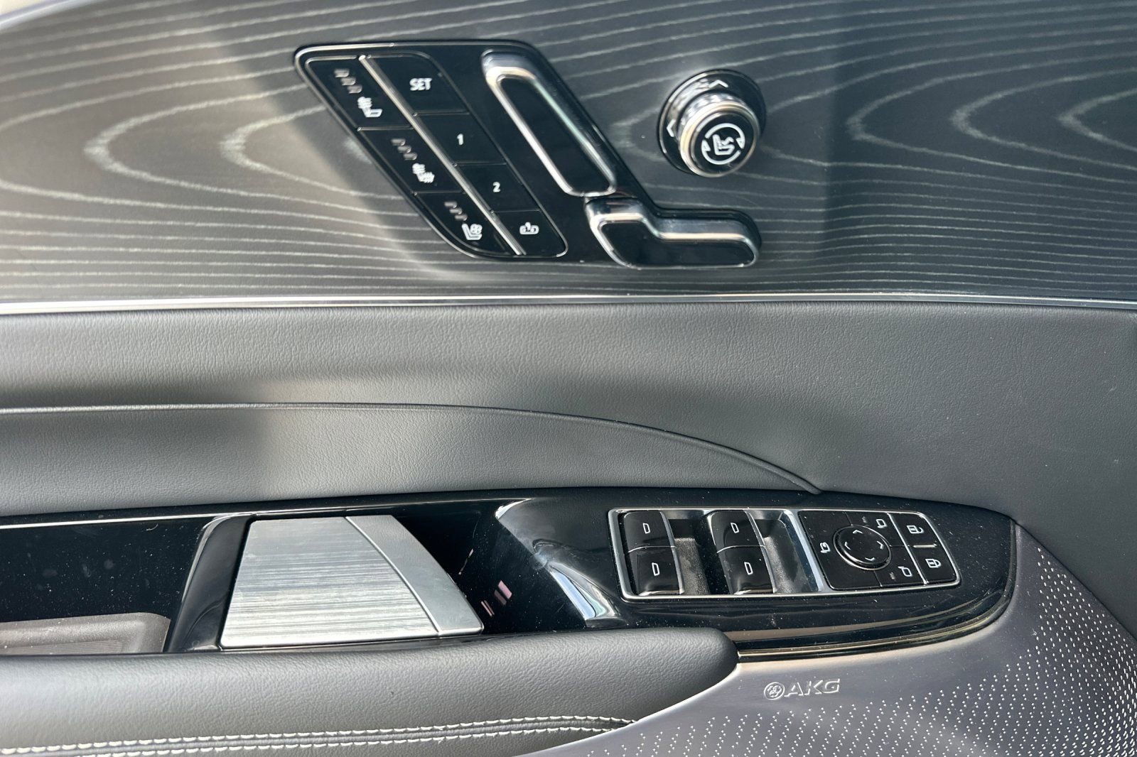 Used 2026 Cadillac Lyriq V w/ LPO, Premium Carpet Package image 11