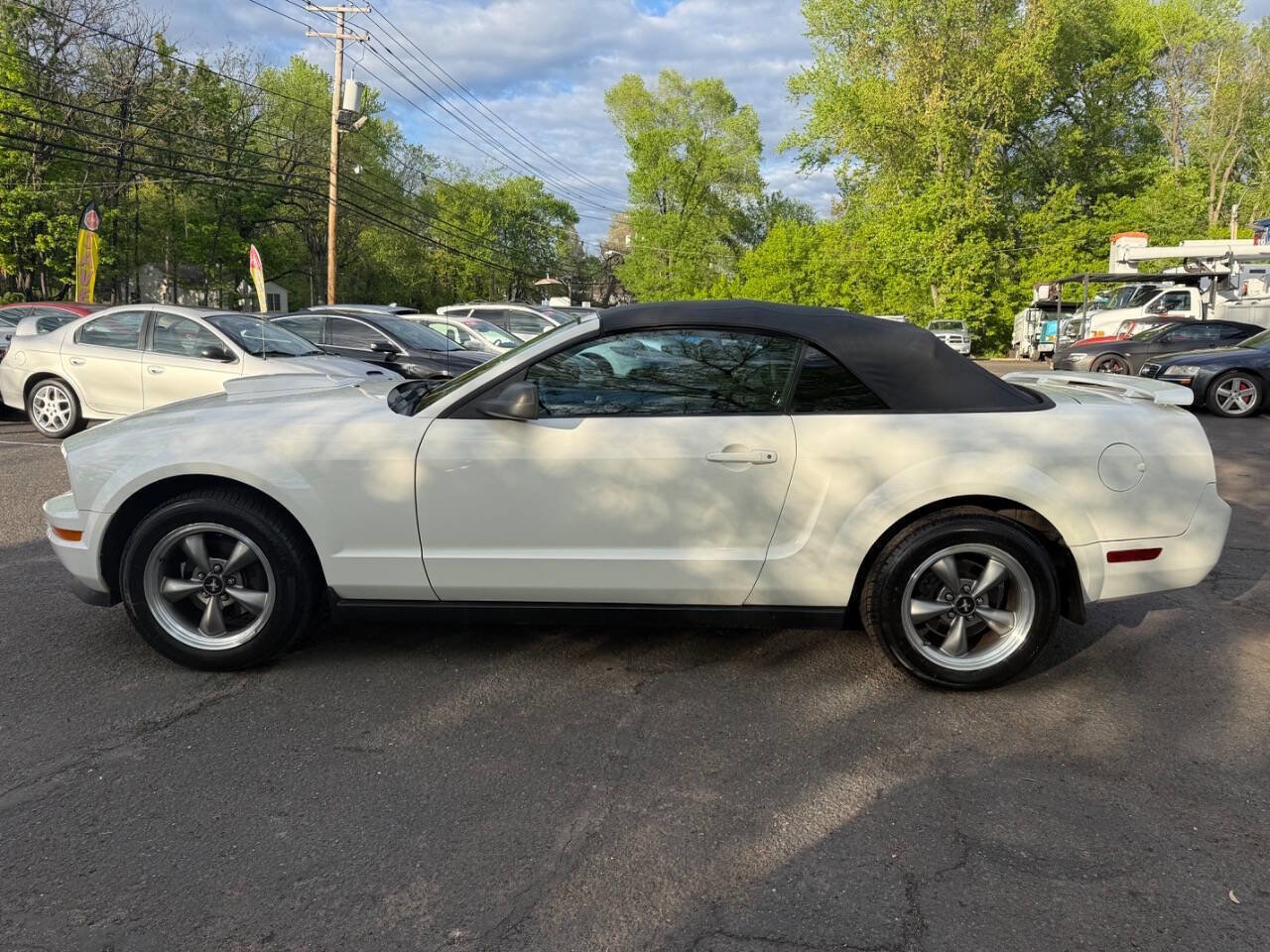 Used 2008 Ford Mustang Premium RWD image 8