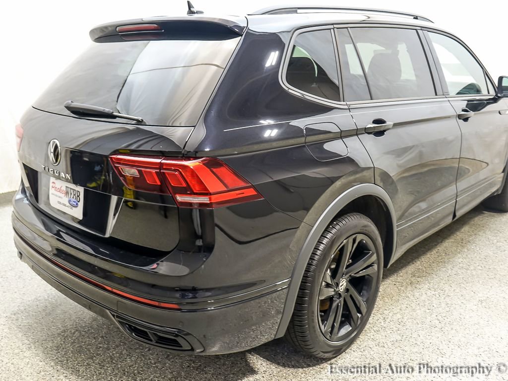 Used 2024 Volkswagen Tiguan SE R-Line w/ MDO Package, Three-Row FWD image 8