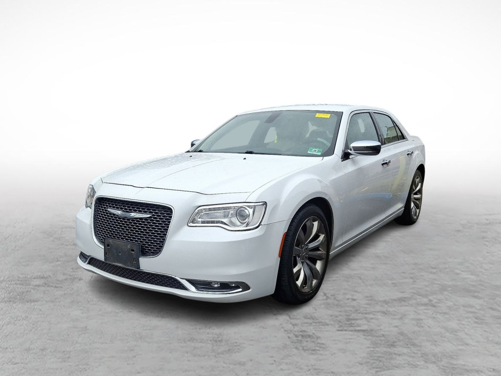 Used 2018 Chrysler 300 Limited image 1