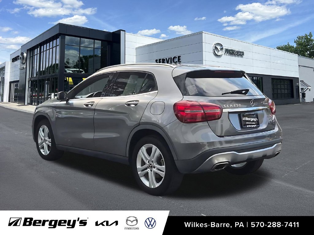 Used 2019 Mercedes-Benz GLA 250 4MATIC image 16