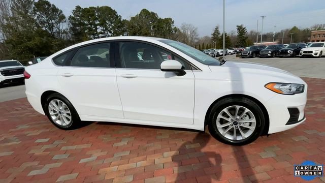 Used 2020 Ford Fusion SE image 3