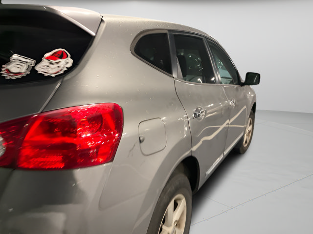 Used 2013 Nissan Rogue S w/ Special Edition Pkg FWD image 4