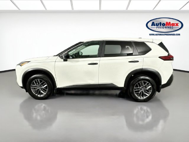 Used 2023 Nissan Rogue S AWD/4WD image 8