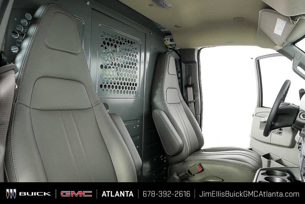 New 2025 GMC Savana 2500 w/ Driver Convenience Package RWD image 16