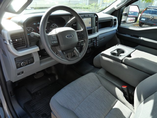 Certified 2024 Ford F250 XL w/ Snow Plow Prep Package AWD/4WD image 4