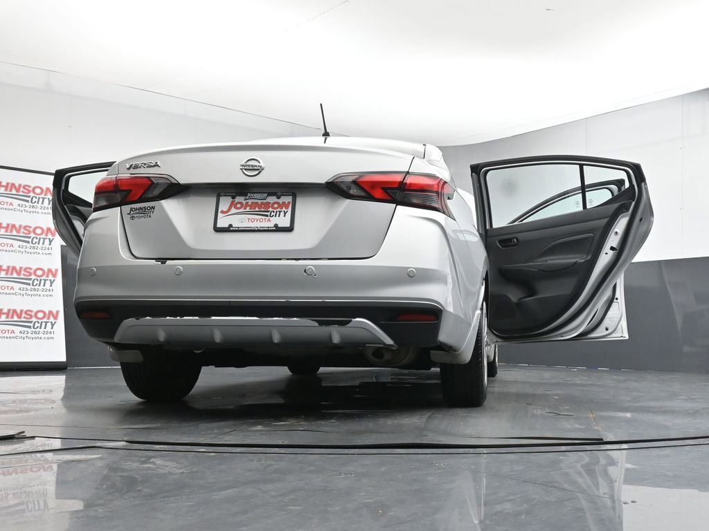 Used 2021 Nissan Versa S image 43