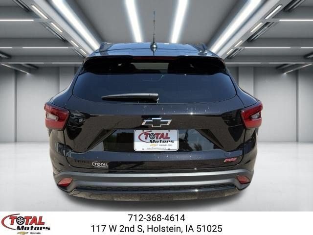 New 2026 Chevrolet Trax RS w/ Driver Confidence Package FWD image 6