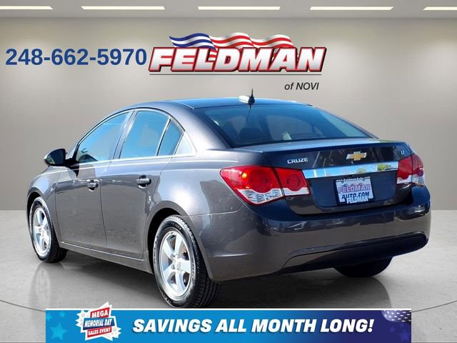 Used 2016 Chevrolet Cruze LT FWD image 3