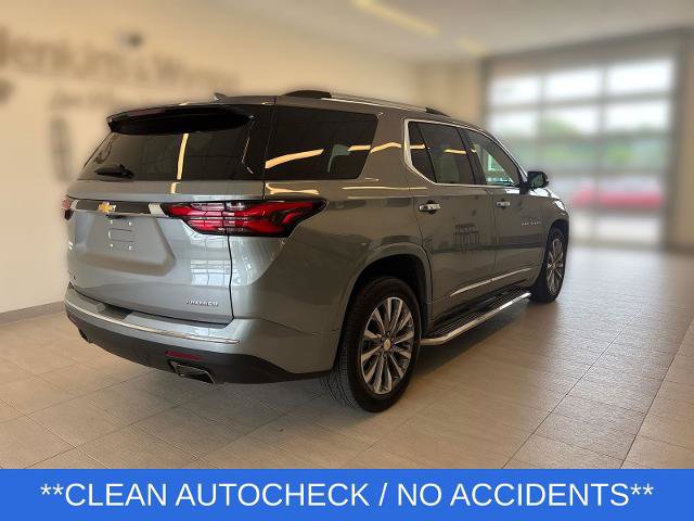 Used 2023 Chevrolet Traverse Premier FWD image 4