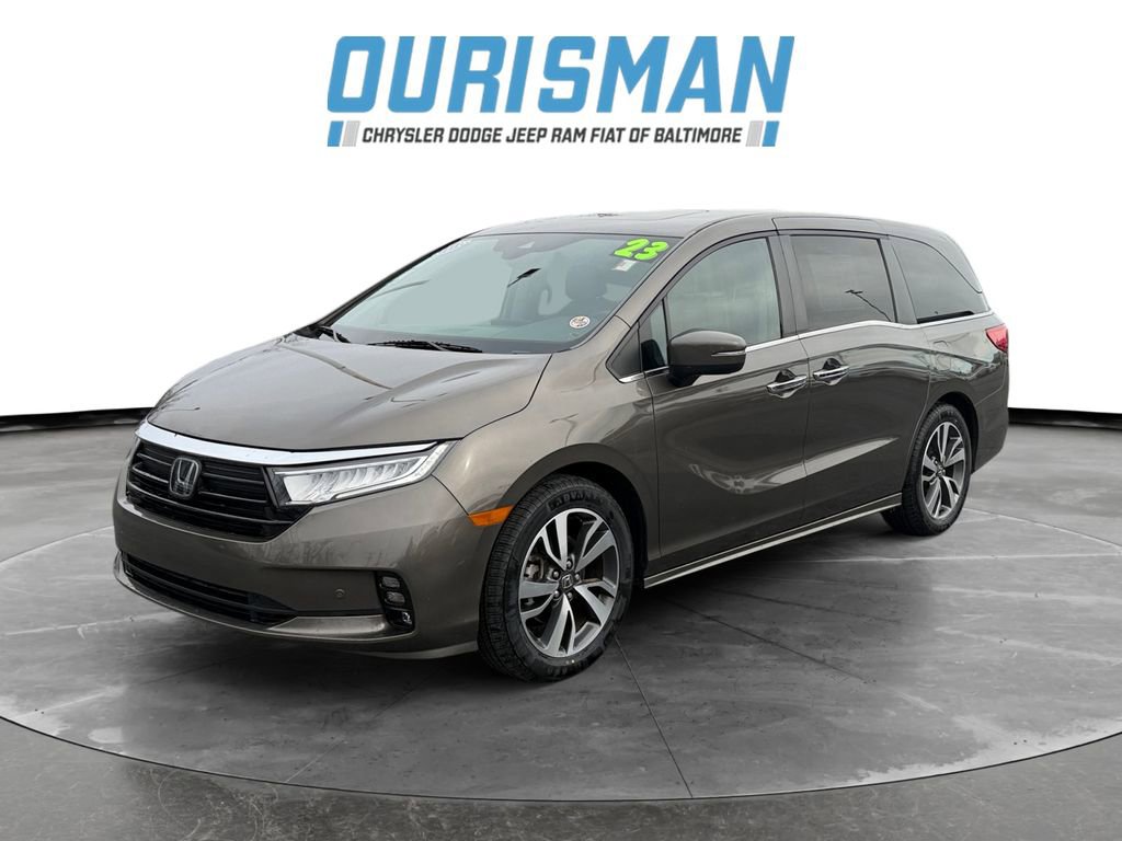Used 2023 Honda Odyssey Touring image 2