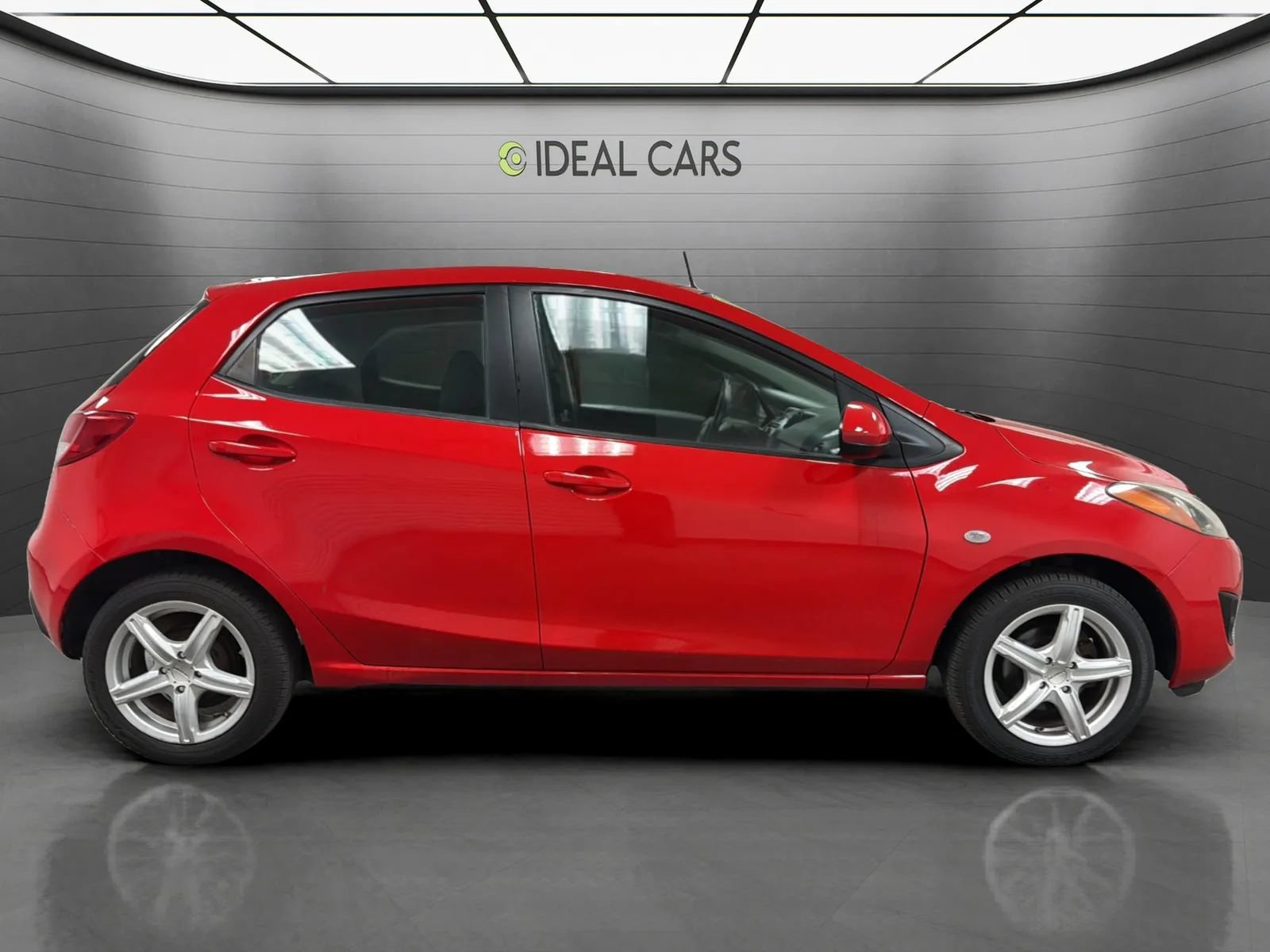 Used 2012 MAZDA MAZDA2 Sport FWD image 4