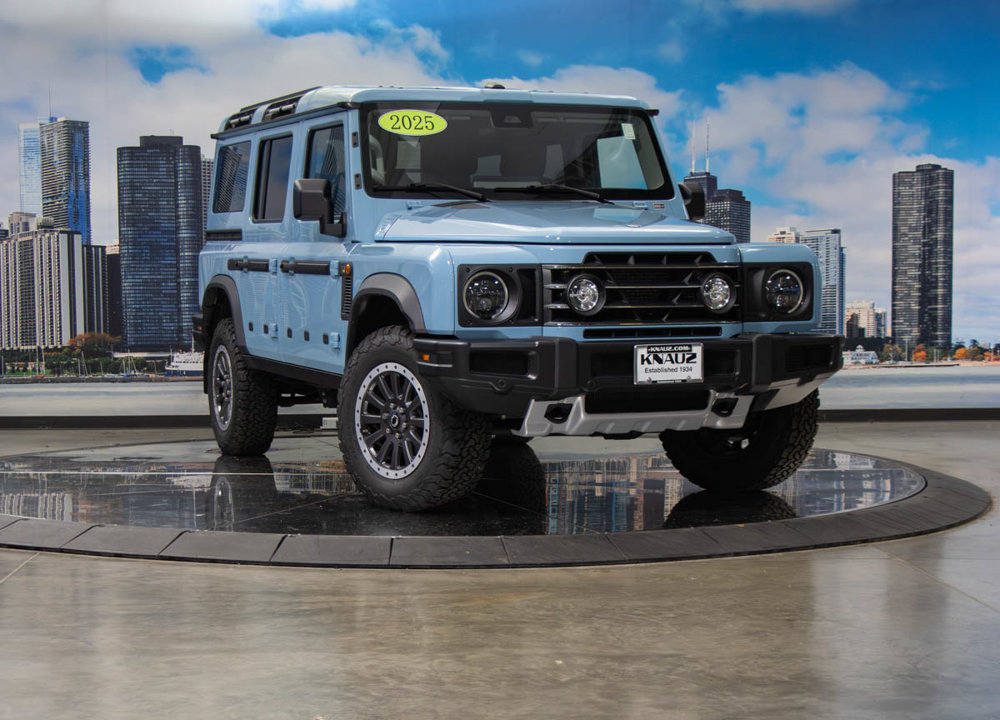 Used 2025 INEOS Grenadier Station Wagon AWD/4WD image 1