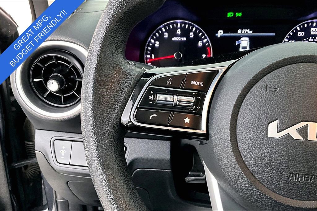 Used 2023 Kia Forte LX image 26