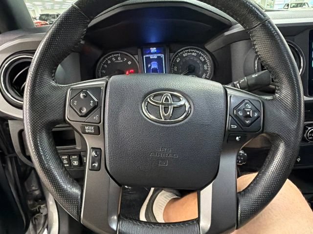 Certified 2017 Toyota Tacoma TRD Sport w/ Tow Package AWD/4WD image 21