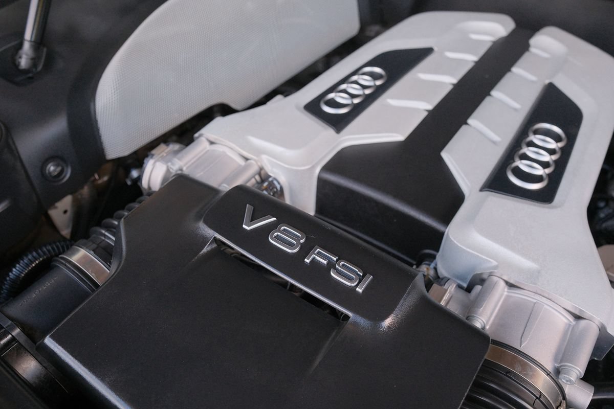 Used 2012 Audi R8 V8 AWD/4WD image 28