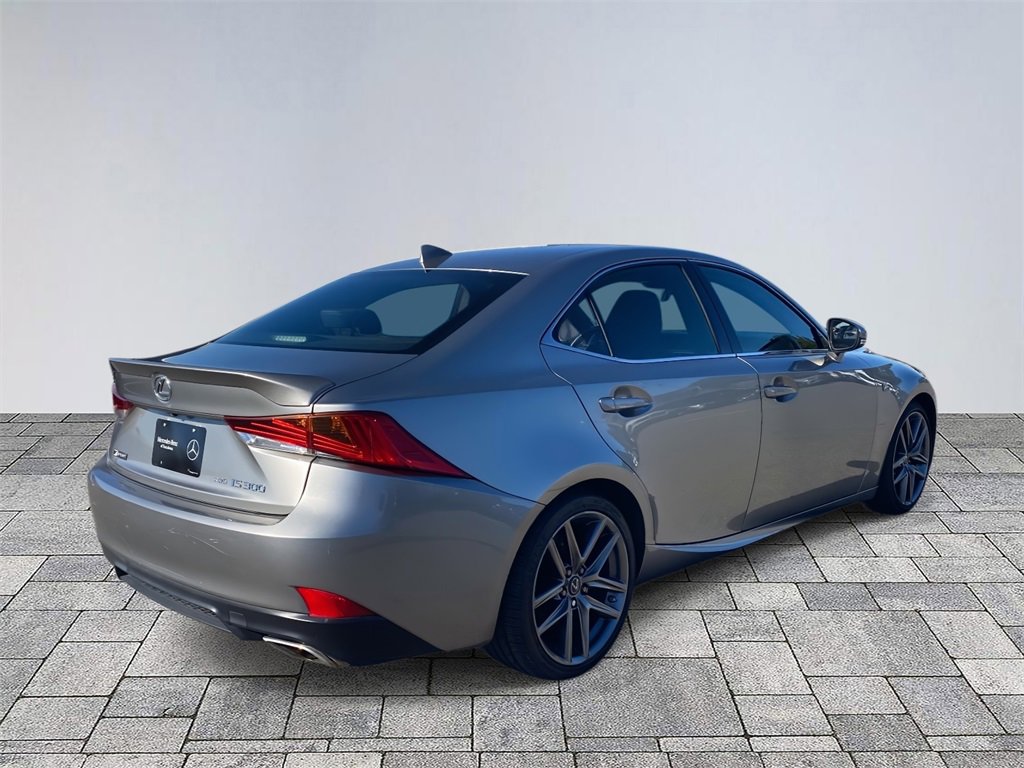 Used 2019 Lexus IS 300 AWD image 7