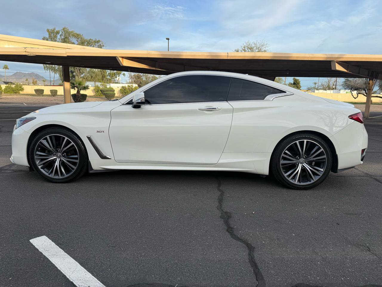 Used 2018 INFINITI Q60 3.0t Luxe w/ Sensory Package 3.0T Luxe AWD/4WD image 6