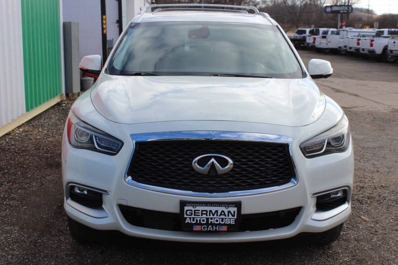 Used 2016 INFINITI QX60 Luxe w/ Deluxe Technology Package AWD/4WD image 3