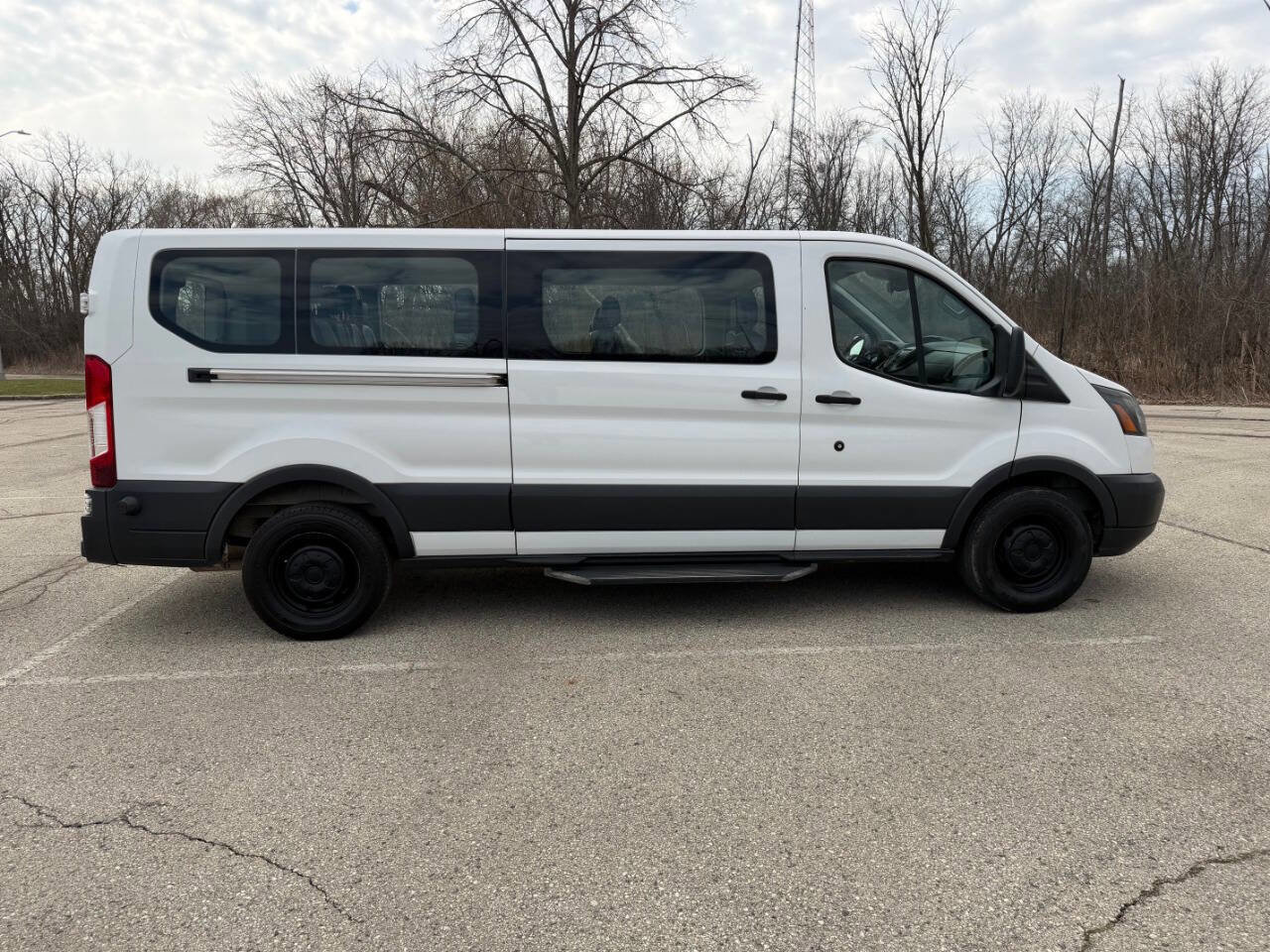 Used 2018 Ford Transit 350 XL RWD image 9