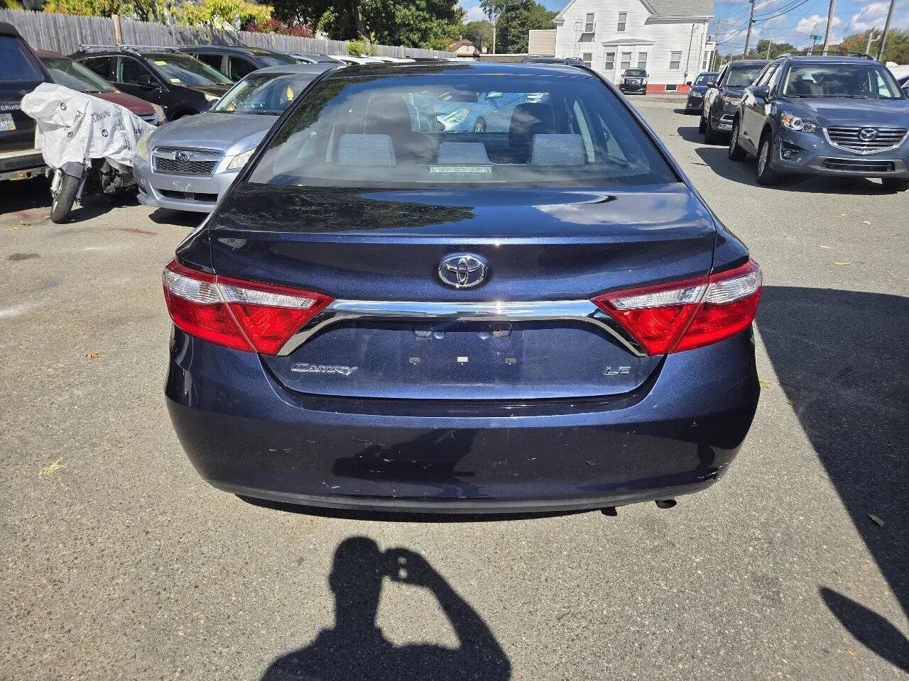 Used 2015 Toyota Camry LE FWD image 10