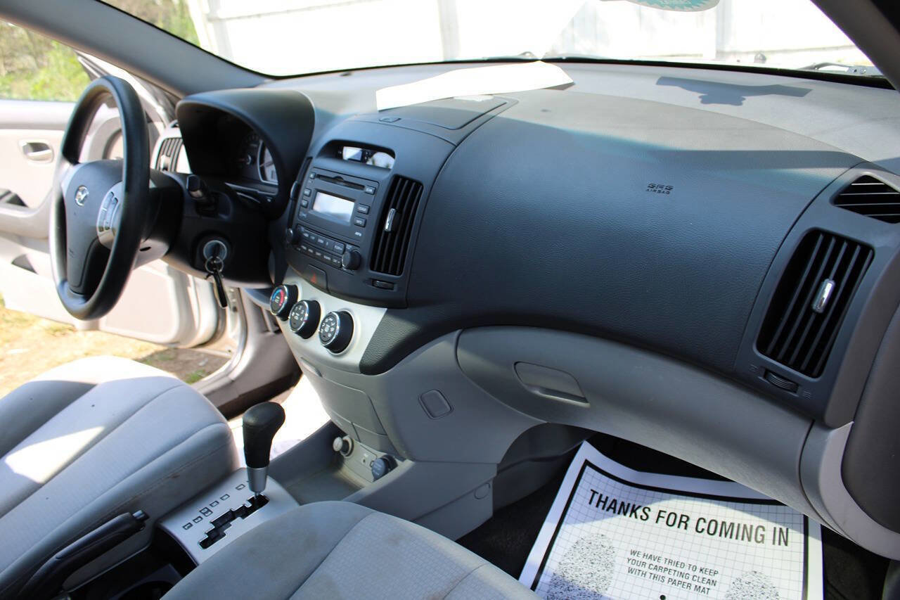 Used 2008 Hyundai Elantra SE FWD image 39
