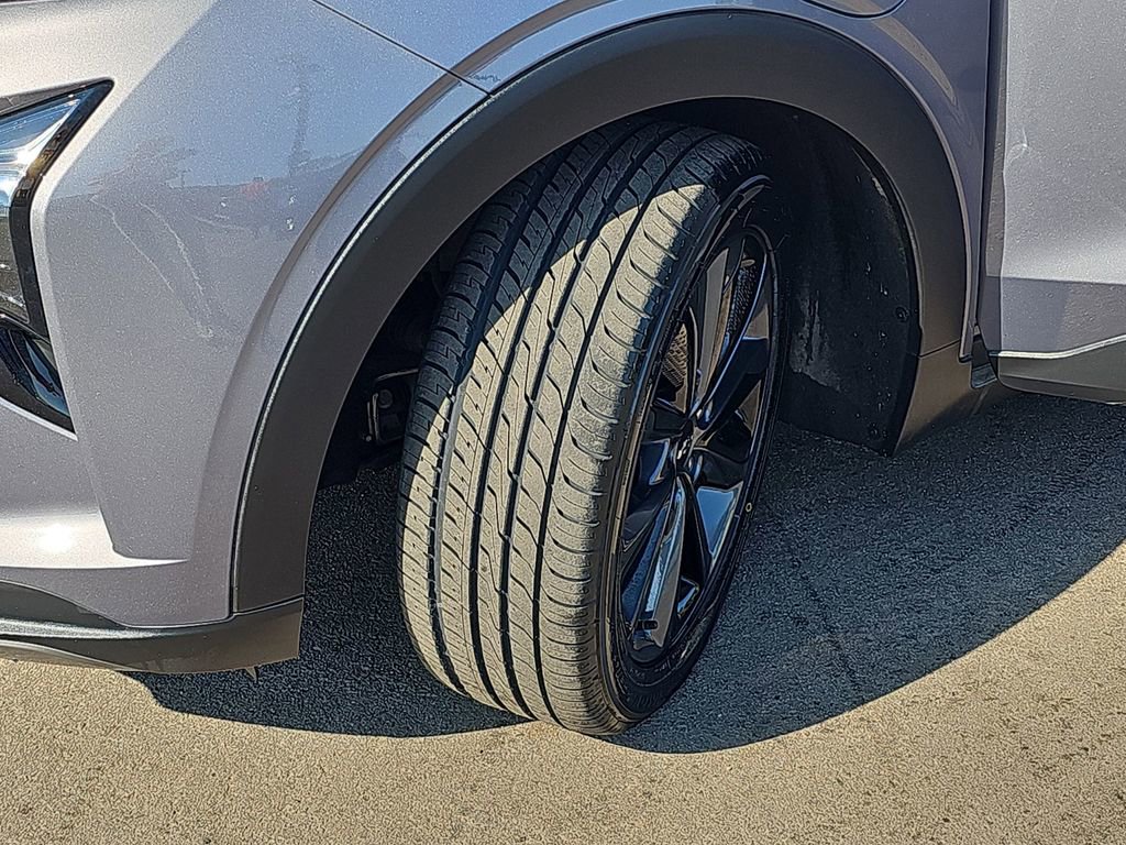 Used 2022 Chevrolet Bolt EUV Premier w/ Launch Edition image 35