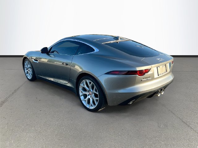 Used 2018 Jaguar F-TYPE Coupe RWD image 21