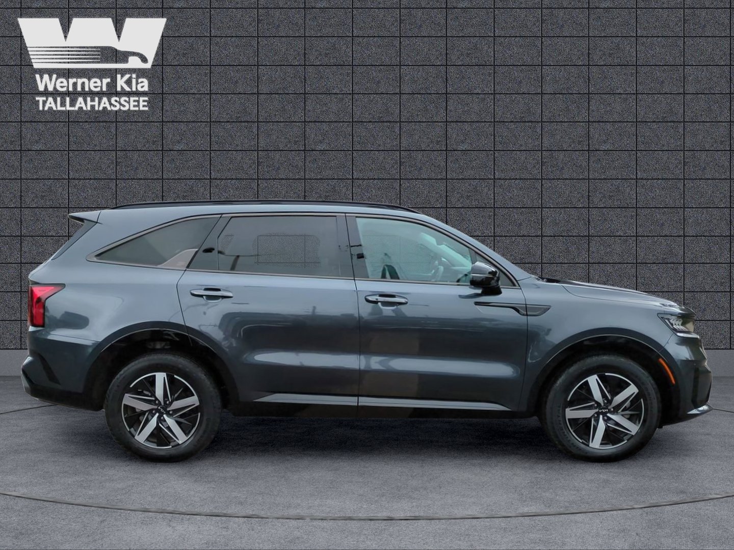 Certified 2023 Kia Sorento S image 4