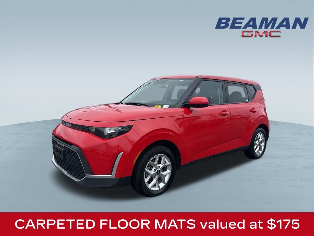 Used 2024 Kia Soul LX w/ Option Group 015 image 3