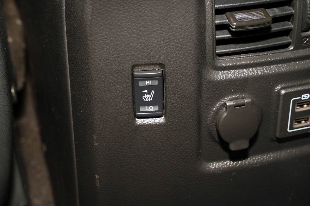 Certified 2023 Nissan Titan PRO-4X w/ Pro-4x Convenience Package image 8