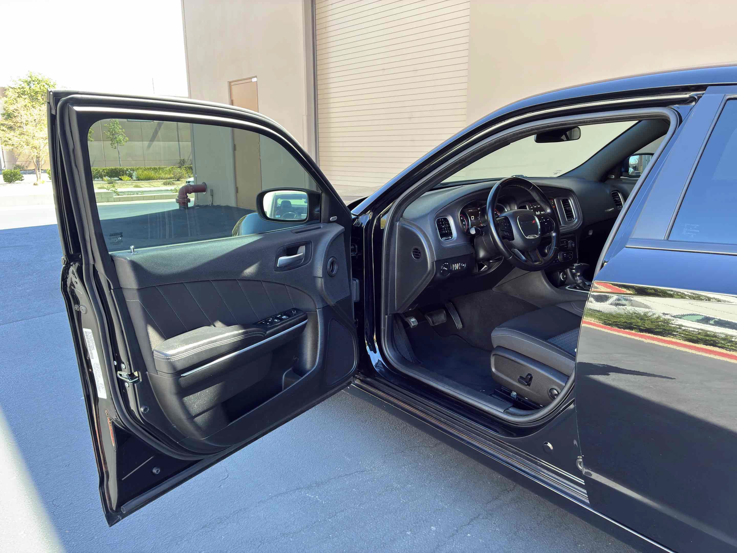 Used 2023 Dodge Charger SXT RWD image 38
