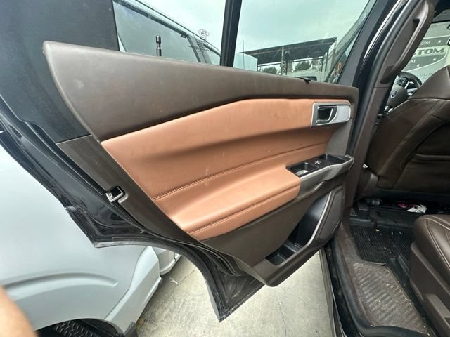 Certified 2023 Ford Explorer King Ranch w/ Technology Package AWD/4WD image 6