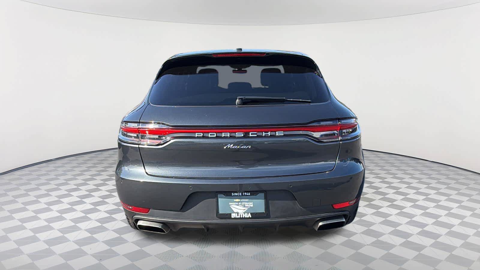 Used 2020 Porsche Macan AWD/4WD image 6