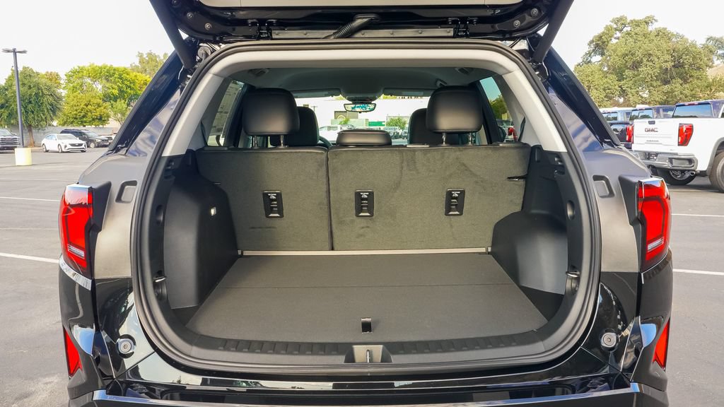 New 2026 GMC Terrain Denali AWD/4WD image 9