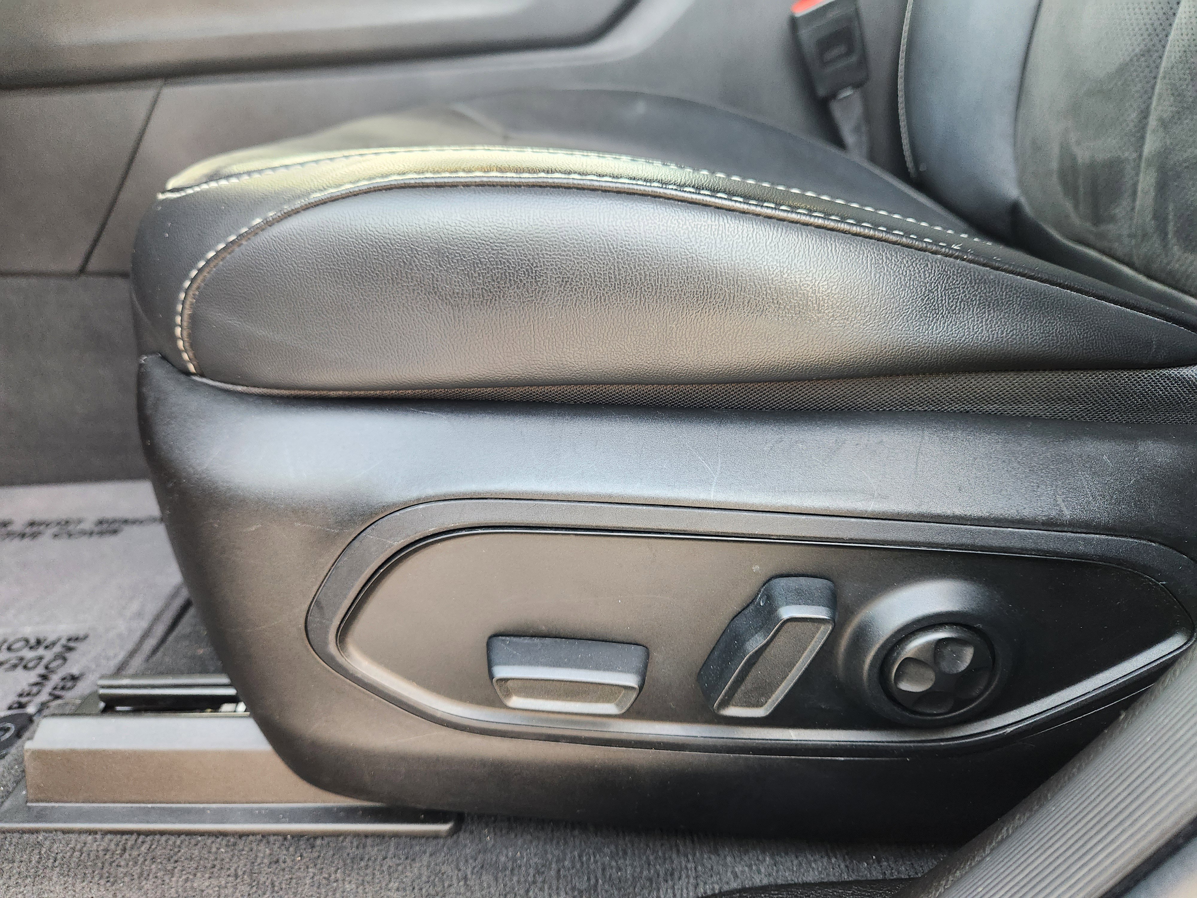 Used 2022 Jeep Grand Cherokee Altitude image 25