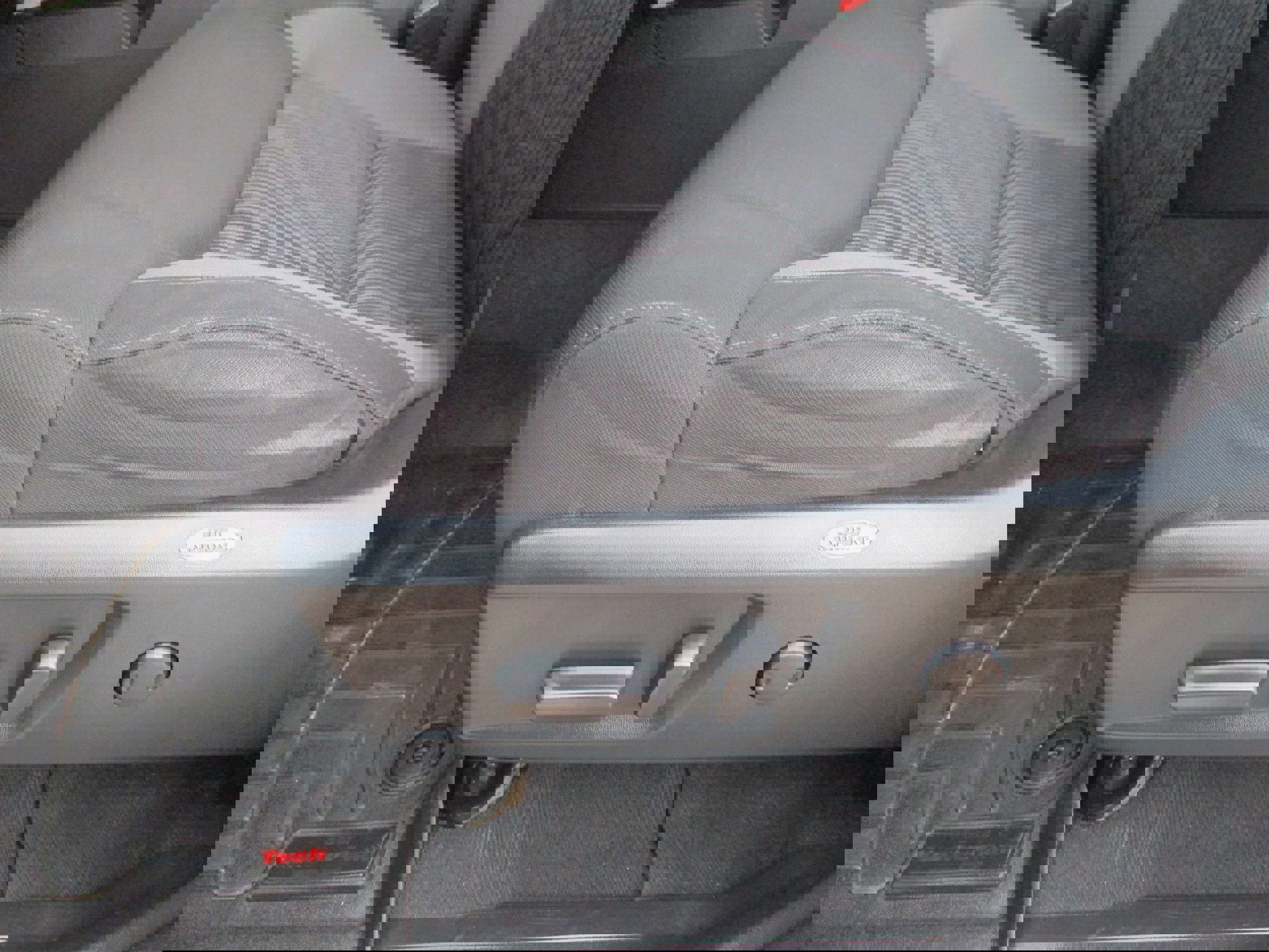 Used 2016 Toyota Tundra SR5 w/ SR5 Upgrade Package image 13