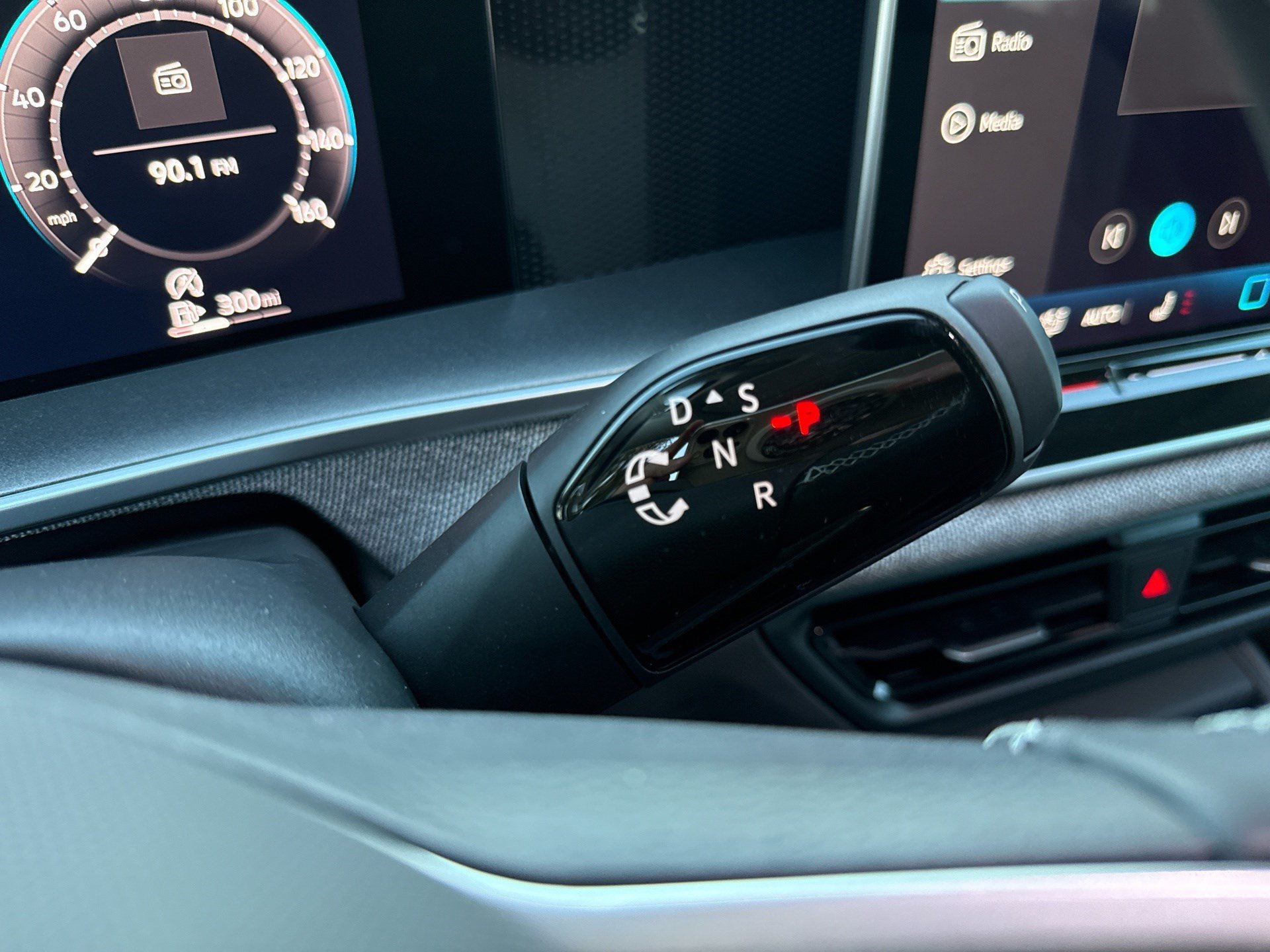 New 2026 Volkswagen Tiguan S FWD image 20
