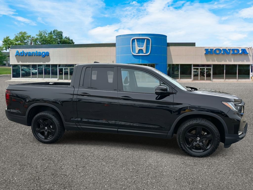 Certified 2023 Honda Ridgeline Black Edition image 3