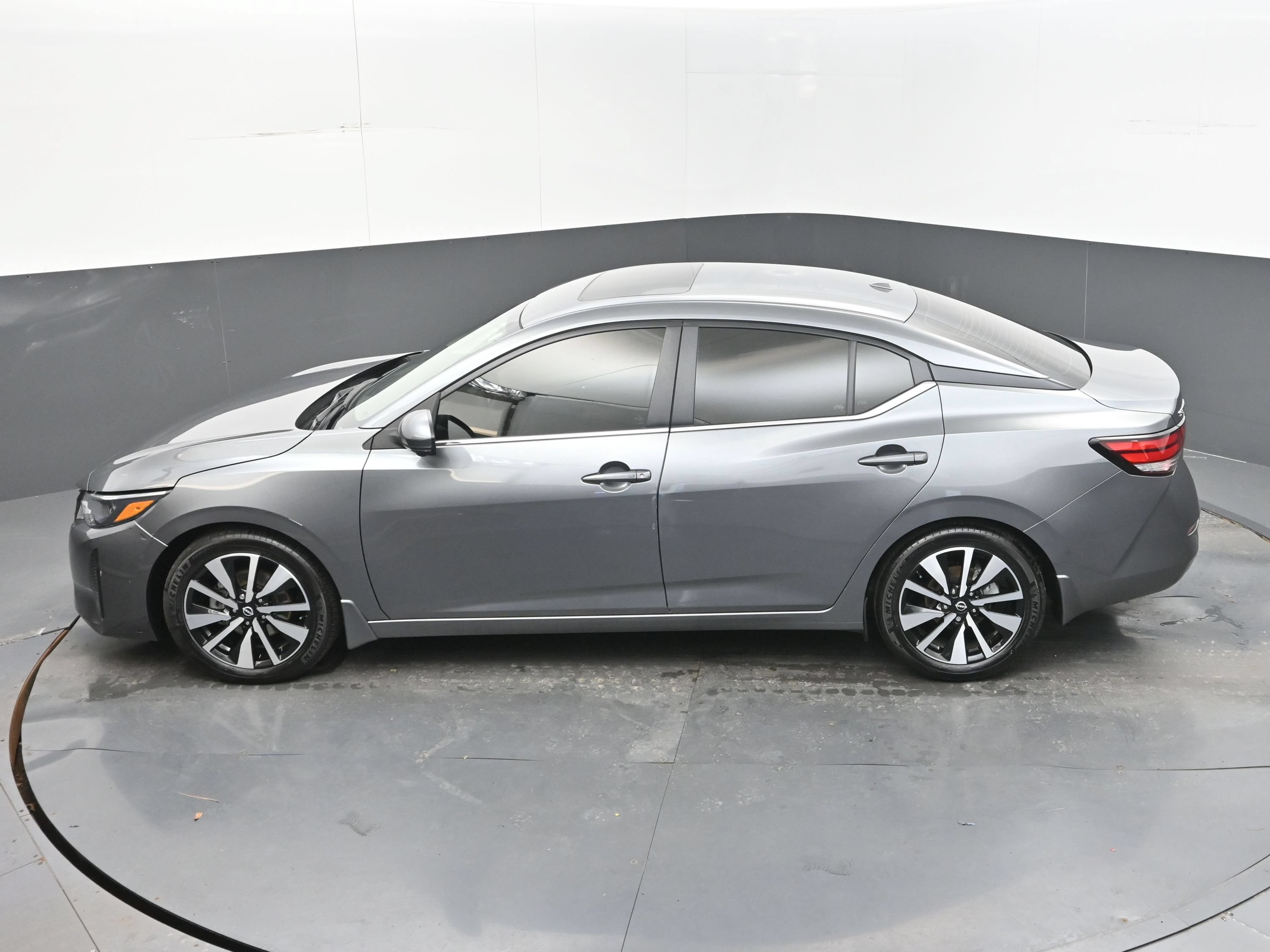 Certified 2024 Nissan Sentra SV w/ SV Premium Package FWD image 33