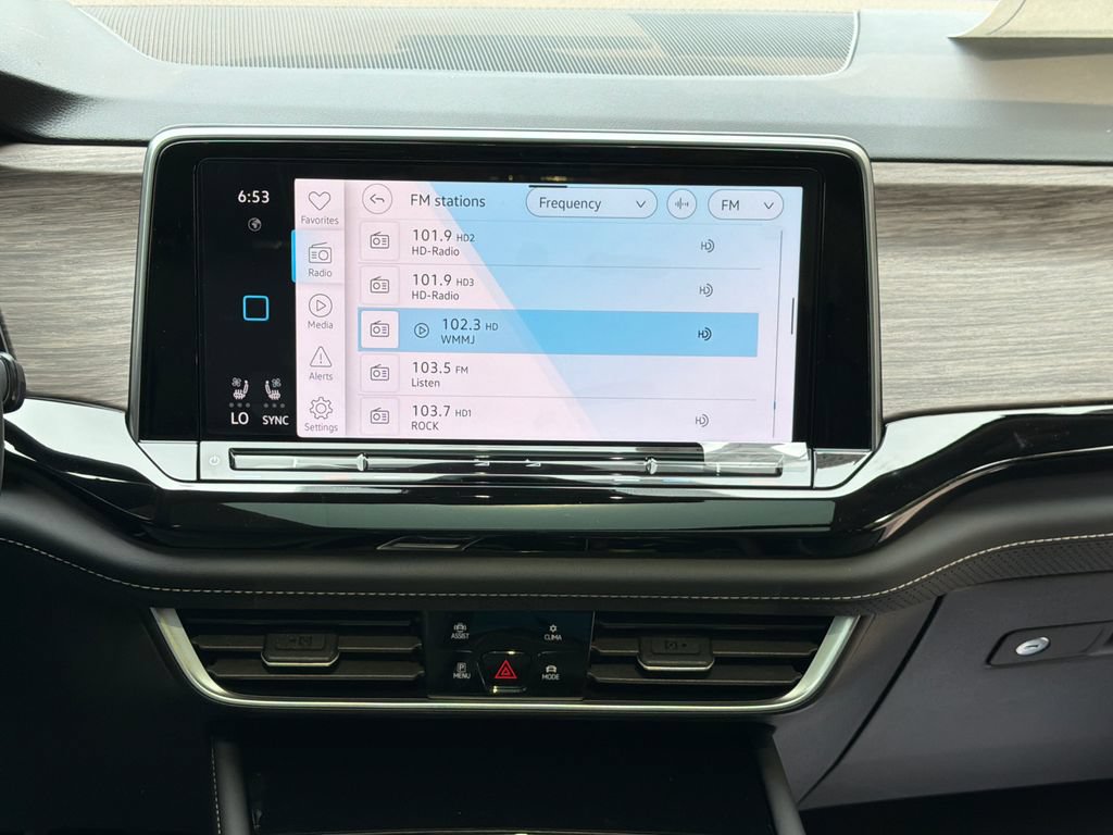 New 2026 Volkswagen Atlas SEL AWD/4WD image 8