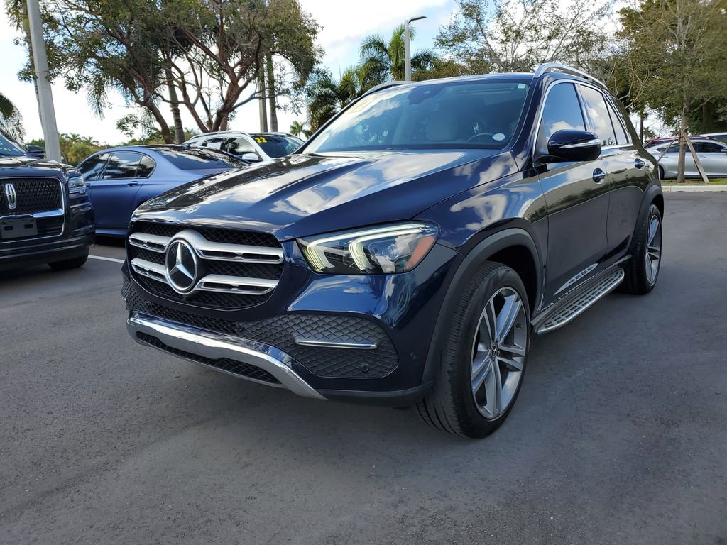 Used 2022 Mercedes-Benz GLE 350 w/ Premium Package image 2