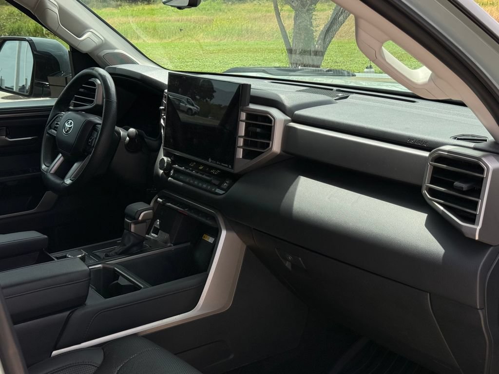 Used 2024 Toyota Tundra Limited AWD/4WD image 26