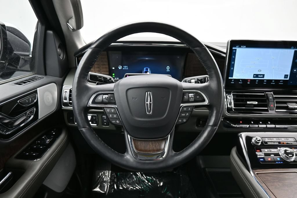 Used 2023 Lincoln Navigator Black Label AWD/4WD image 35