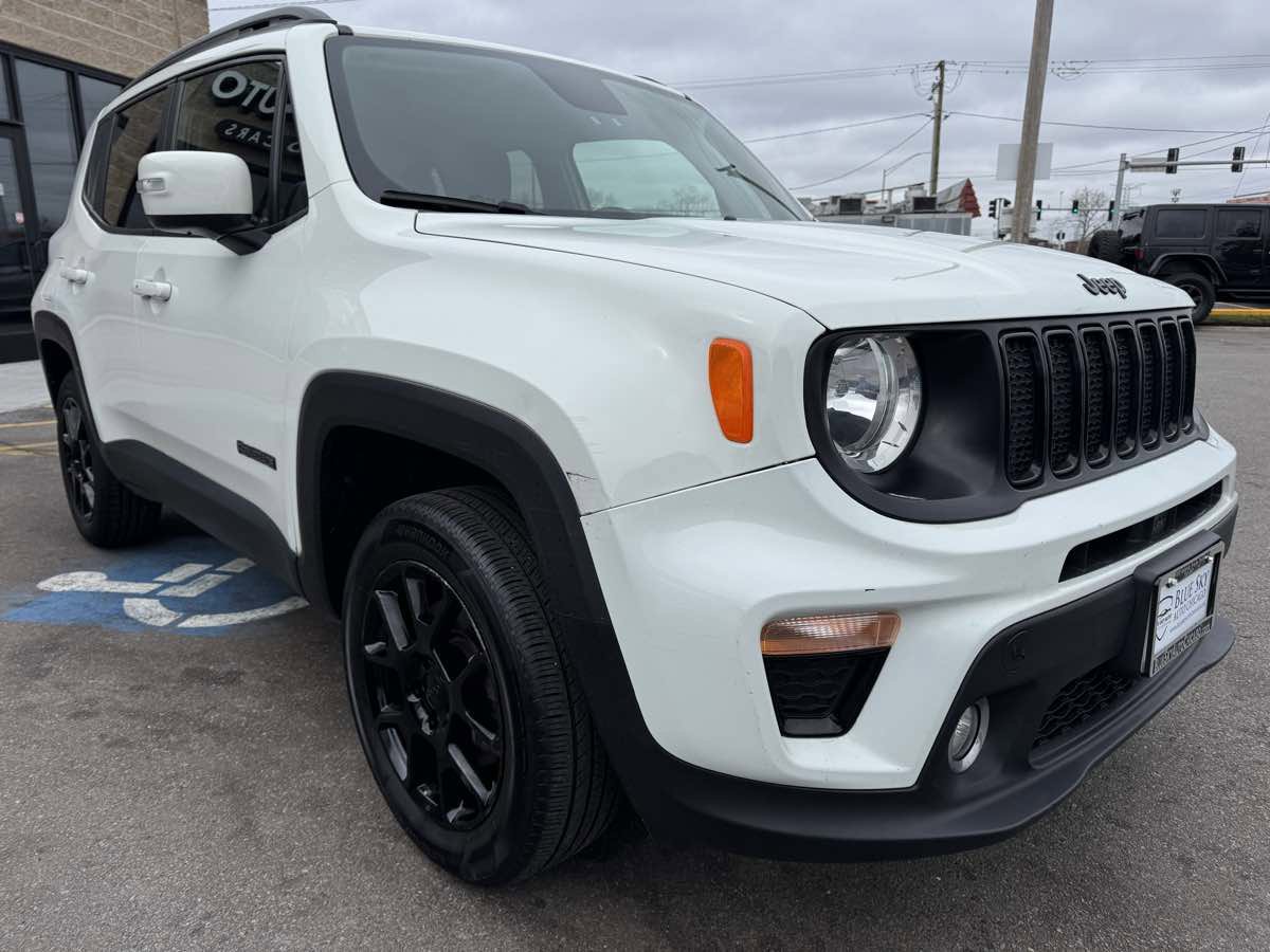 Used 2020 Jeep Renegade Altitude AWD/4WD image 3