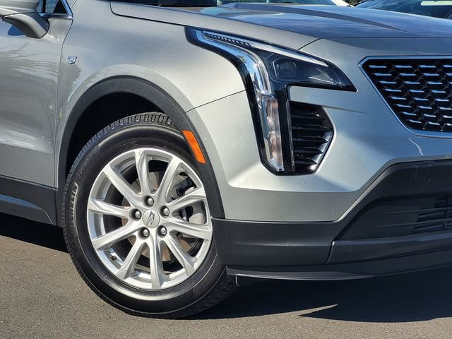 Certified 2023 Cadillac XT4 Luxury w/ Cold Weather Package FWD image 9