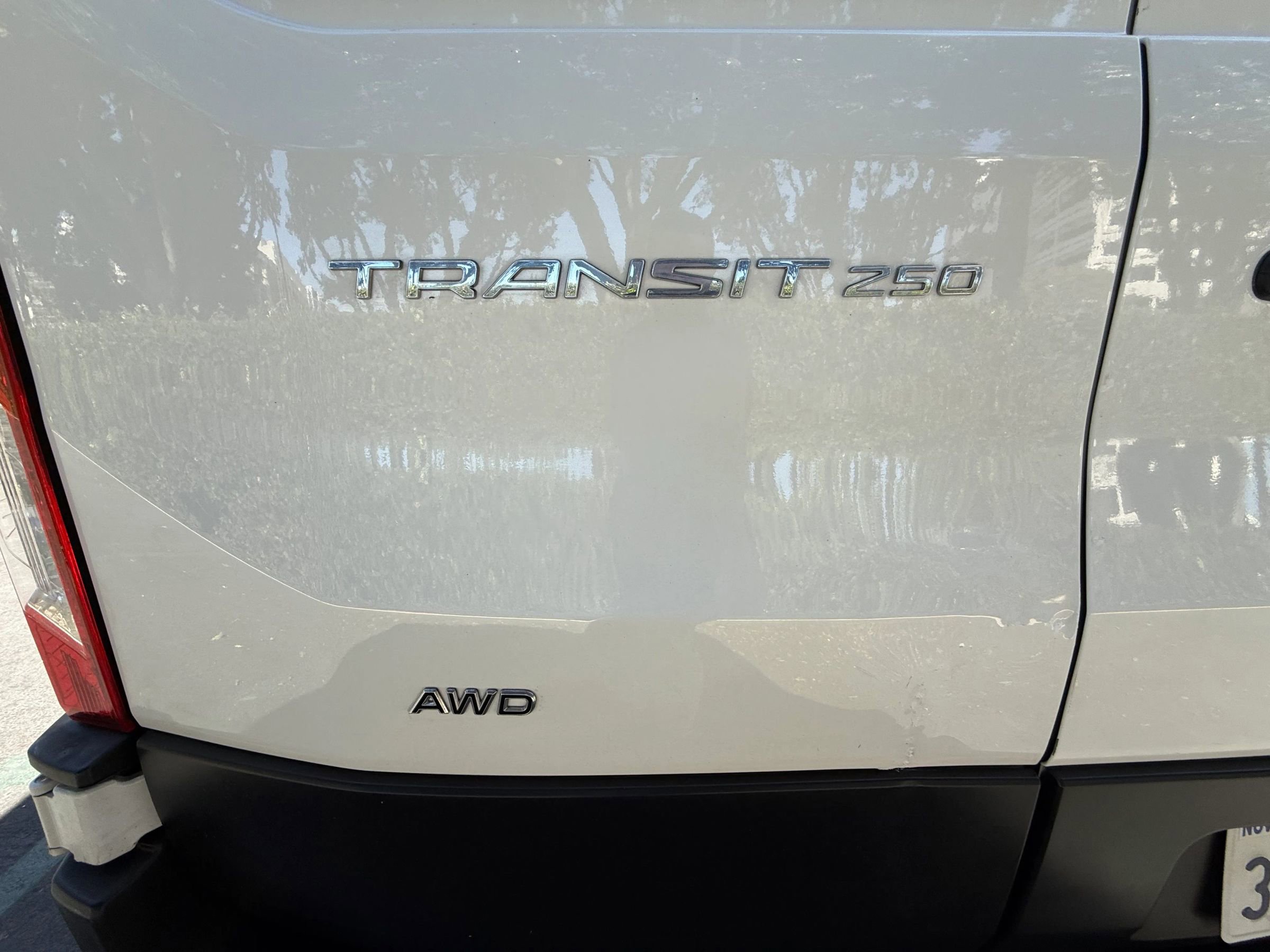 Used 2023 Ford Transit 250 Medium Roof AWD w/ Load Area Protection Package image 4