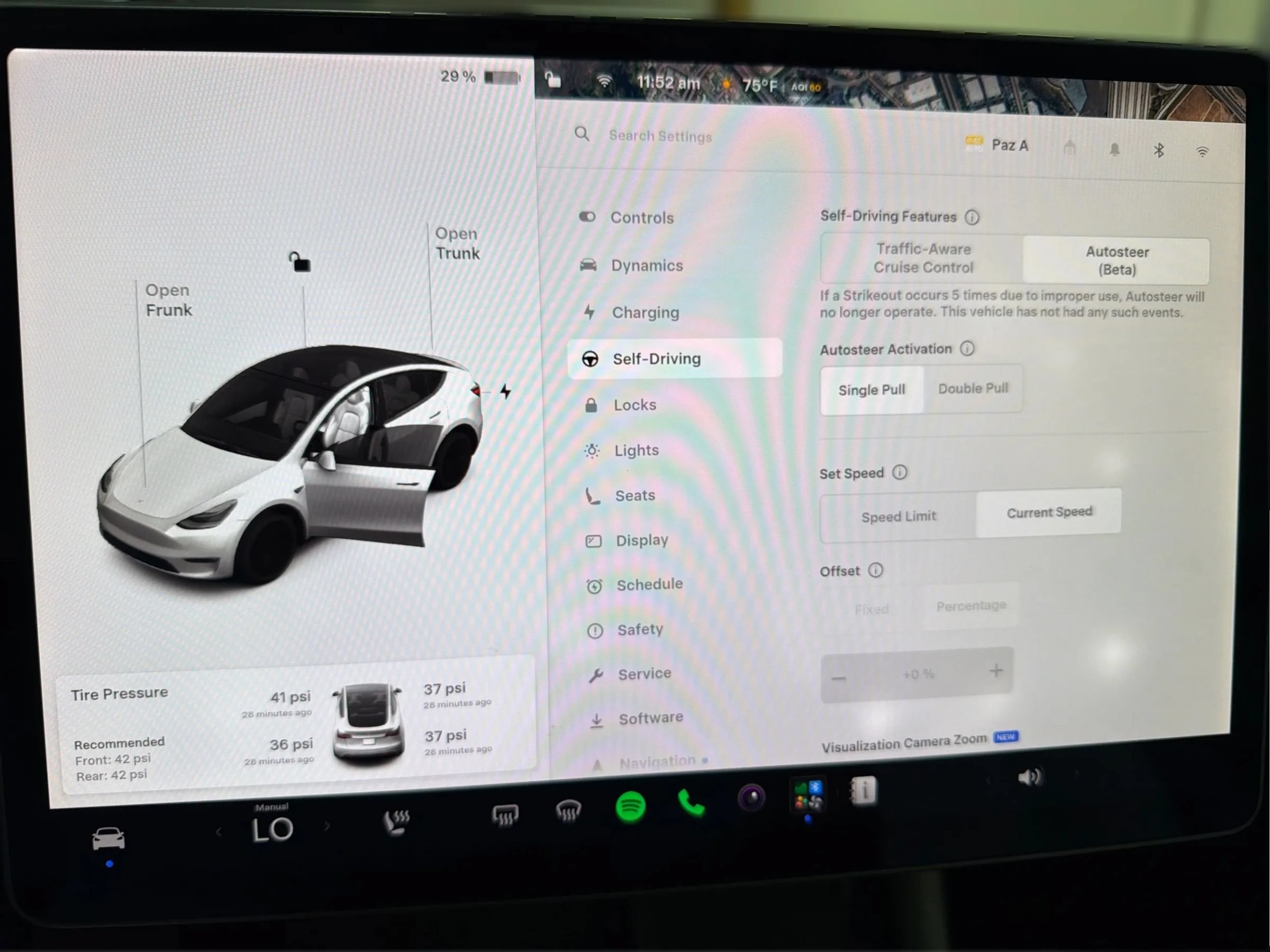 Used 2021 Tesla Model Y Long Range AWD/4WD image 22